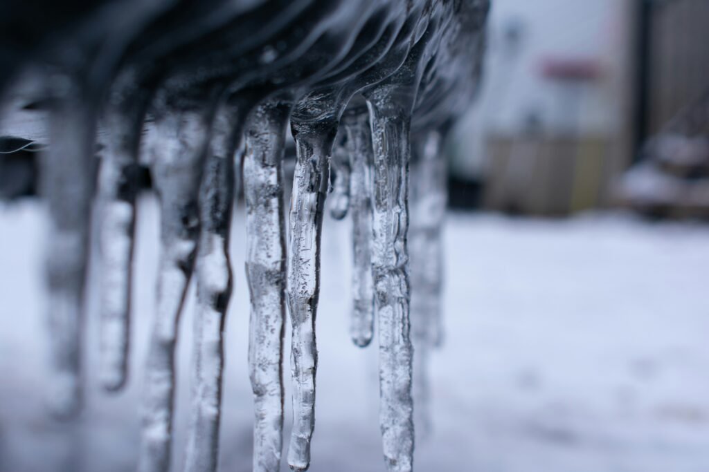 What To Wear In A Cold Plunge: Essential Do’s  Don’ts