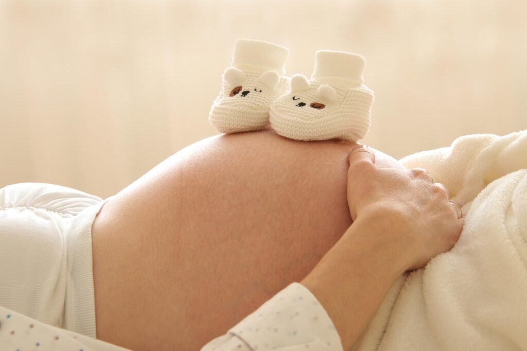 Is It Safe To Cold Plunge While Pregnant?