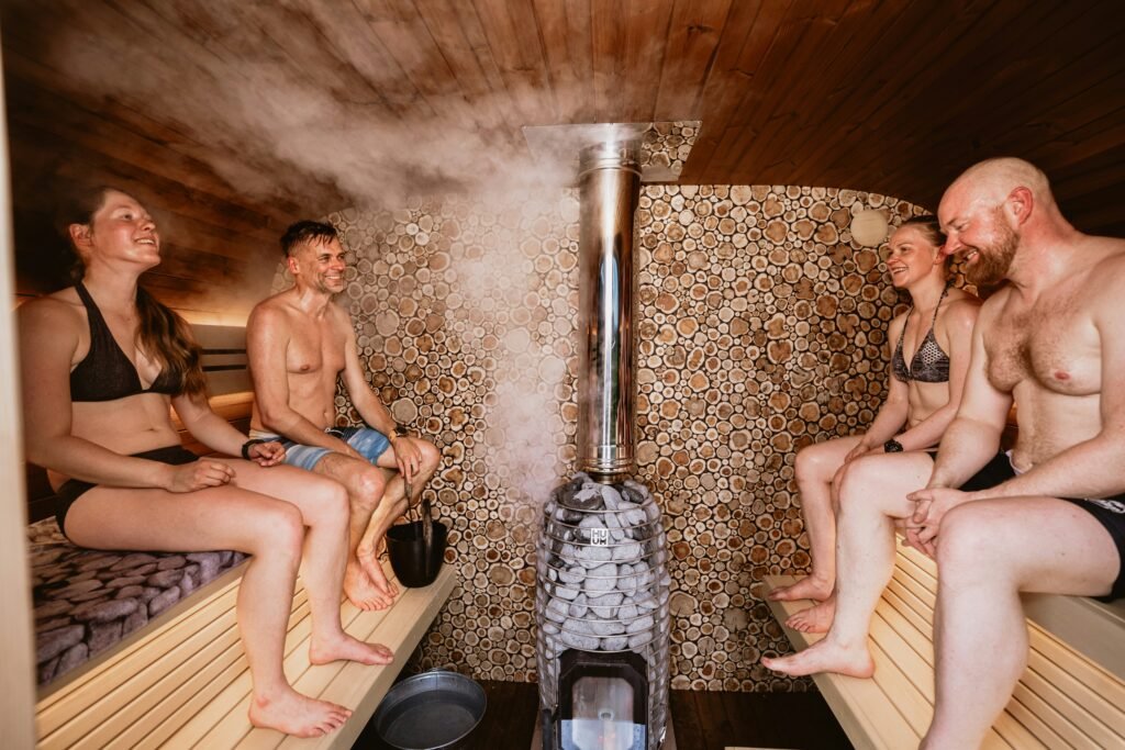 Cold Plunge vs Sauna: Which Has More Health Benefits? - Proven