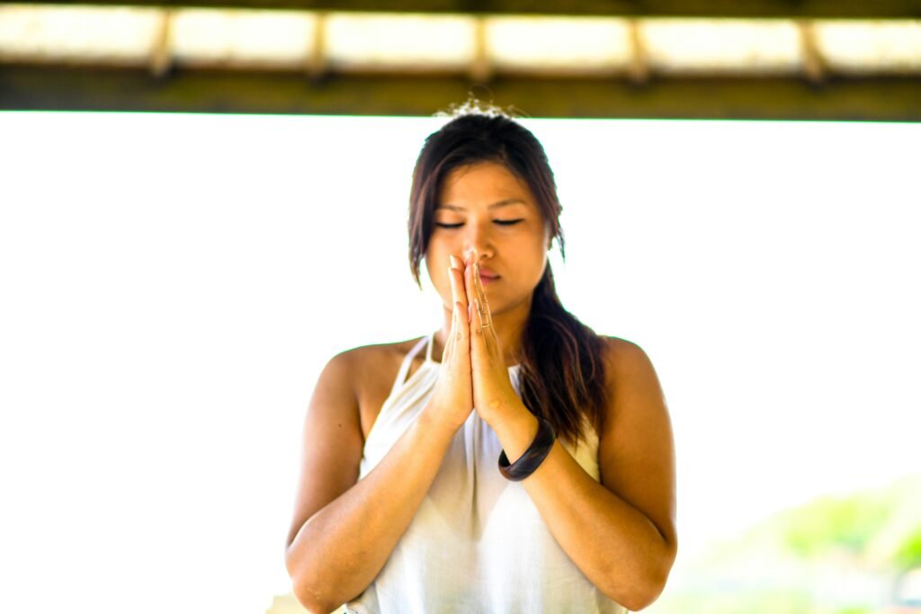 How Cold Plunges Strengthen Mindfulness and Presence: Best Ways